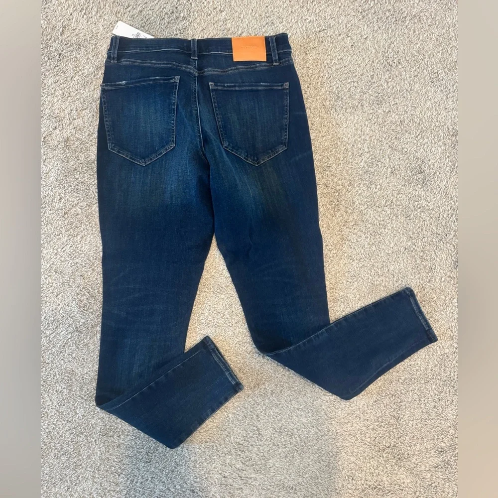 Express Women's Deep Indigo Mid-Rise Skinny Jeans - Picture 7 of 8